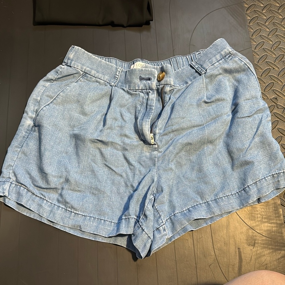 Loft pleated shorts in chambray 4
Mezzo blue wash